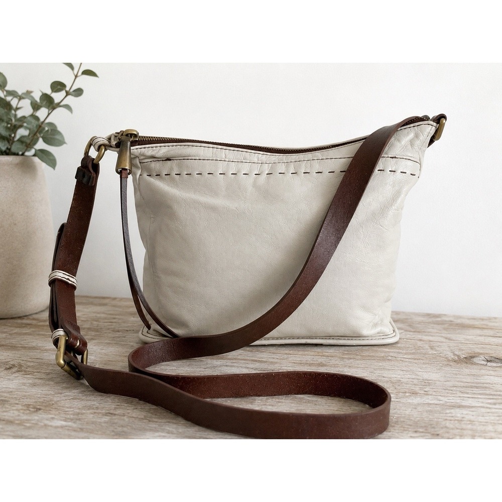 HOBO Aviva Cream Leather Crossbody Bag Ivory Adjustable Shoulder Purse